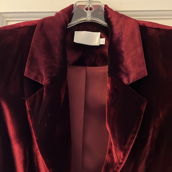 T&J Designs dark red velvet jacket. - Picture 2 of 4